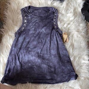 Soft and sexy AE tank top